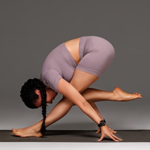 Тематическое занятие — «Глайдинг йога» с Еленой Анцевич. 3 мая в 12:00